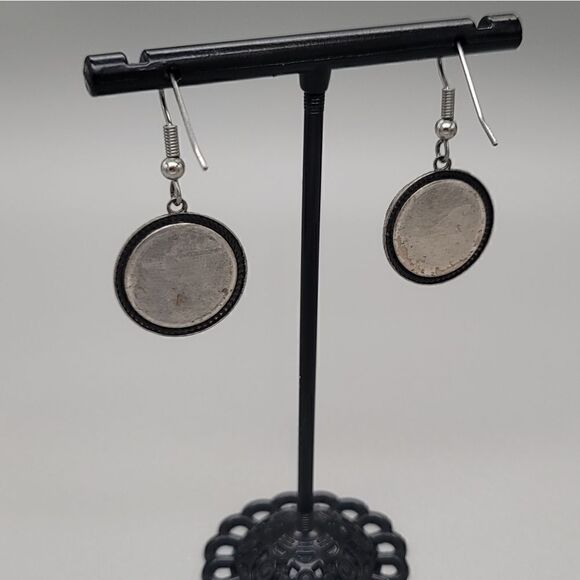 Asian Inspired Dangle Earring Lot - Picture 7 of 9